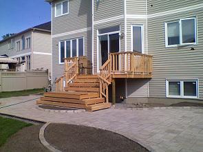 Multi-level deck